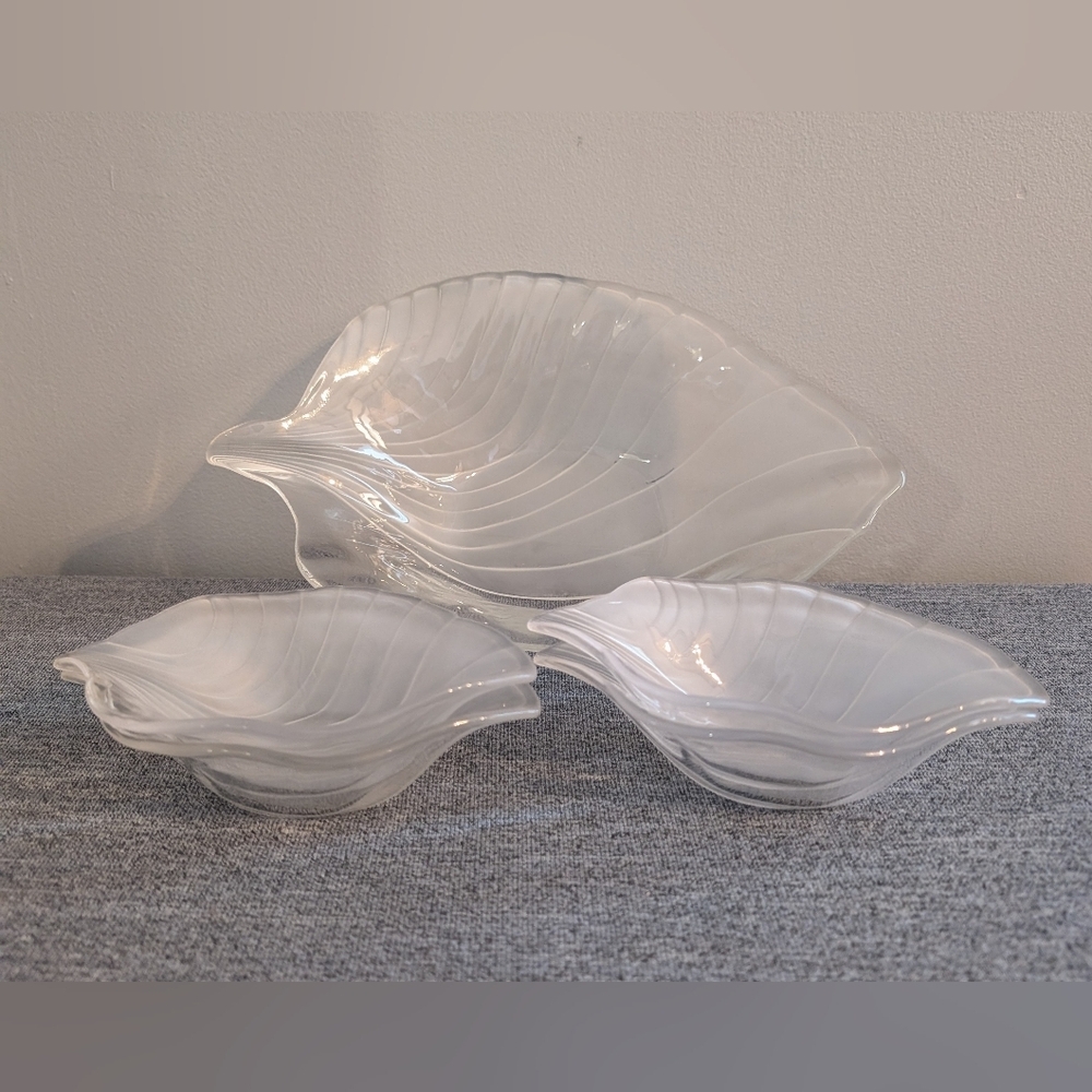 Studio Nova/Mikasa, 5pc Frosted Leaf Serving/Salad Bowl with 4 Side Bowls